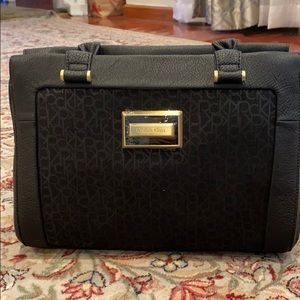 Calvin Klein women’s Carey logo bag